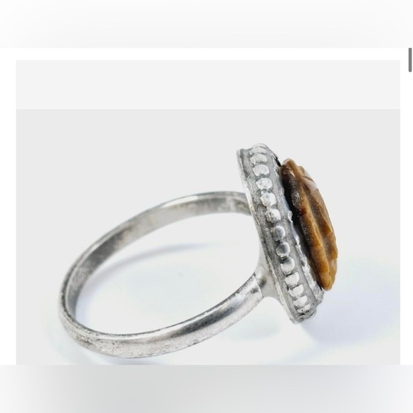 Vintage Sterling Silver Carved Tiger Eye Cameo Ring - Picture 3 of 9